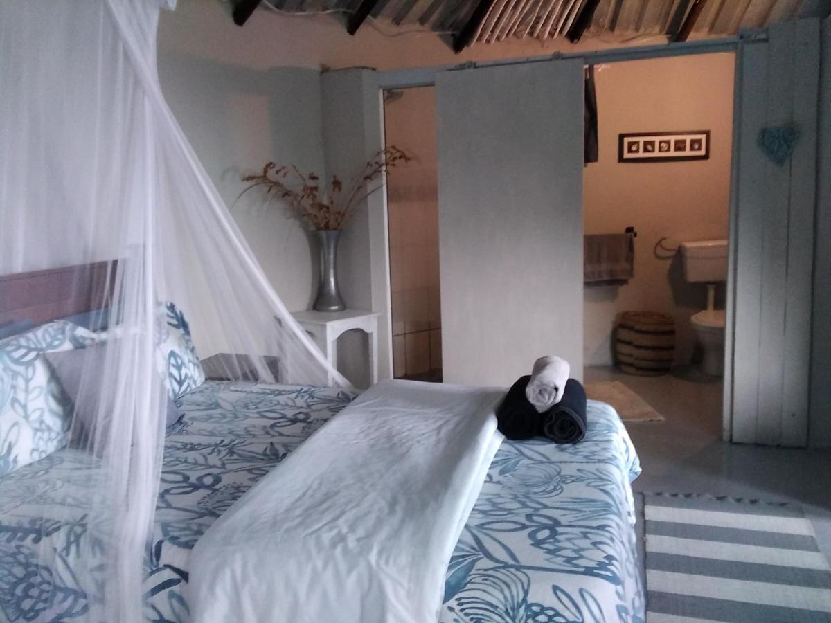Wildview Self Catering Cottages Coffee Bay, Breakfast & Wi-Fi Inc Eksteriør billede